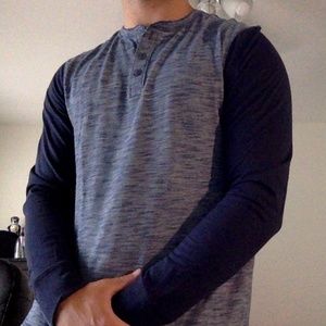 Blue Henley Long Sleeve Shirt Mens Medium